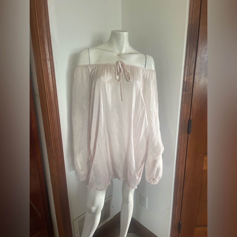 100% SILK Women's Off-Shoulder Blouse - Light Pink